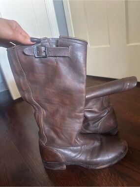 Vintage Frye Classic Brown Leather Women's Mid-Calf Riding Boots